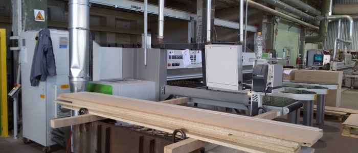 CNC koksnes un plātņu materiālu apstrāde