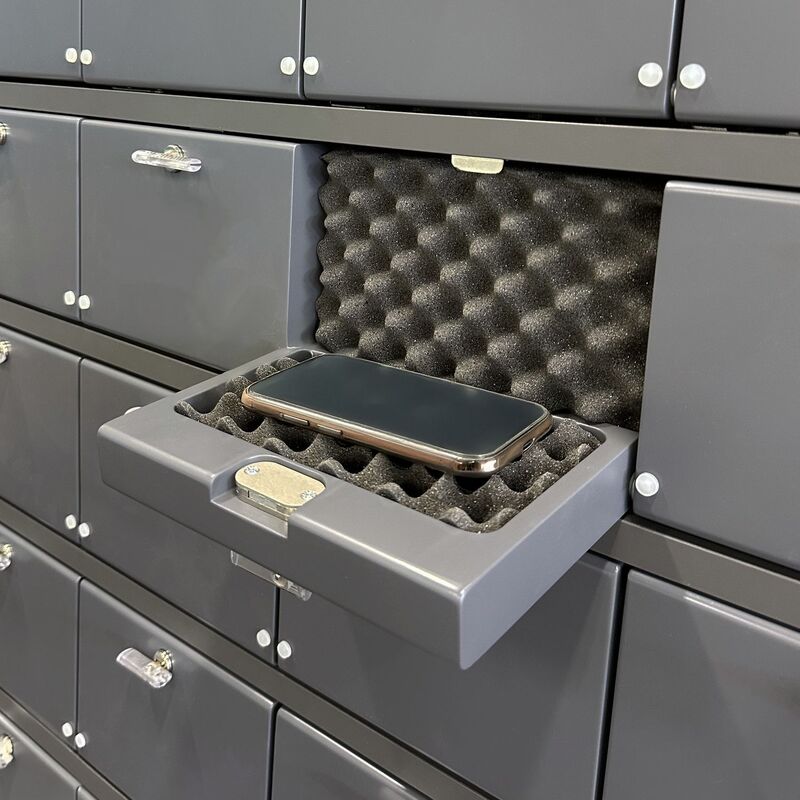 secure phone lockers 