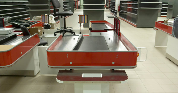 Automated retail checkout station